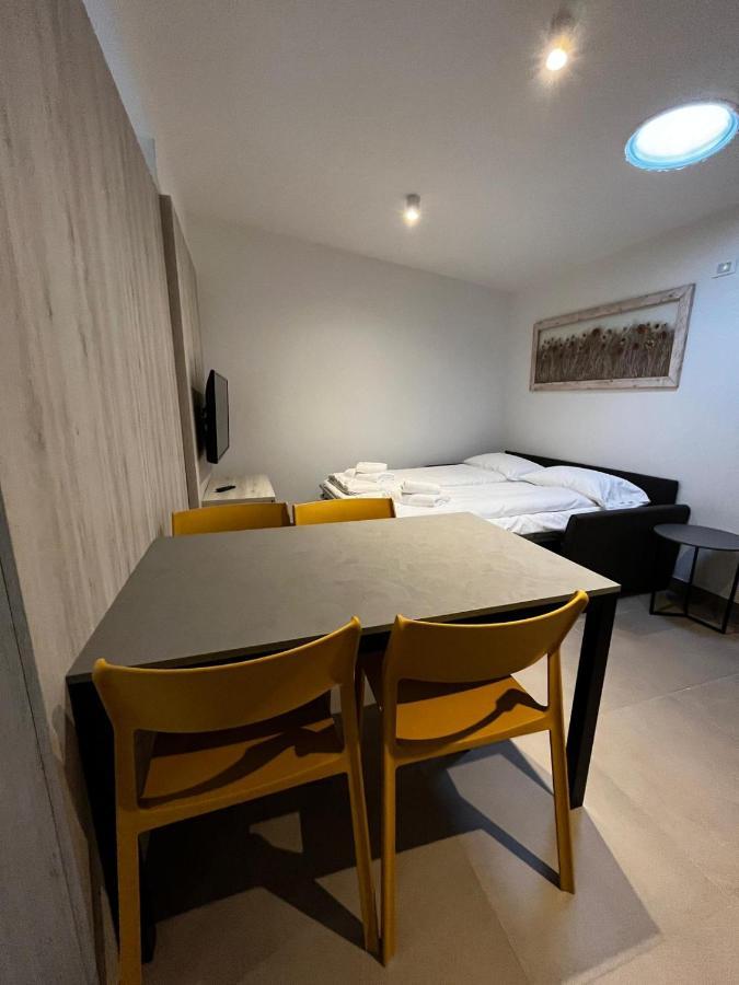 Bilo - Apartments For Rent 特伦托 外观 照片