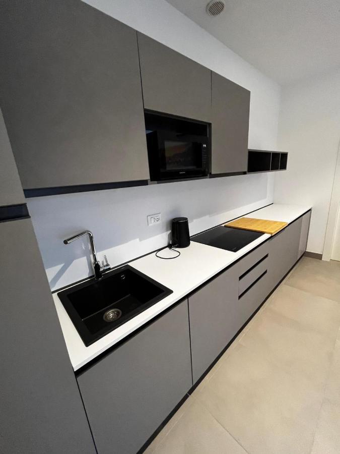 Bilo - Apartments For Rent 特伦托 外观 照片