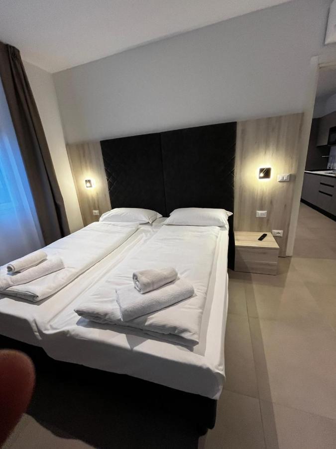 Bilo - Apartments For Rent 特伦托 外观 照片
