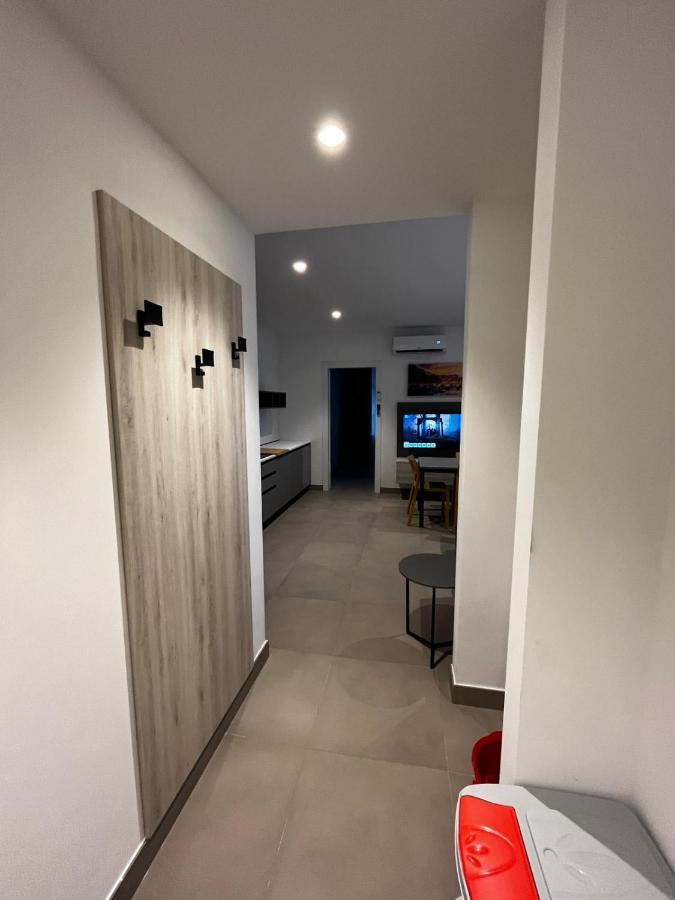 Bilo - Apartments For Rent 特伦托 外观 照片