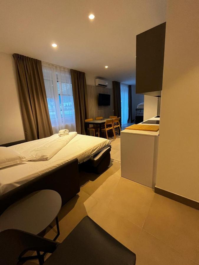 Bilo - Apartments For Rent 特伦托 外观 照片